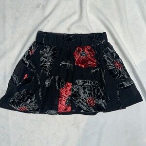 New Guess above knee Mini Floral Velvet Burnout details Skirt 42 M
